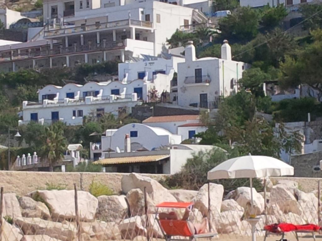 Blu Marine Casa A 10Mt Dalla Spiaggia ペスキチ エクステリア 写真