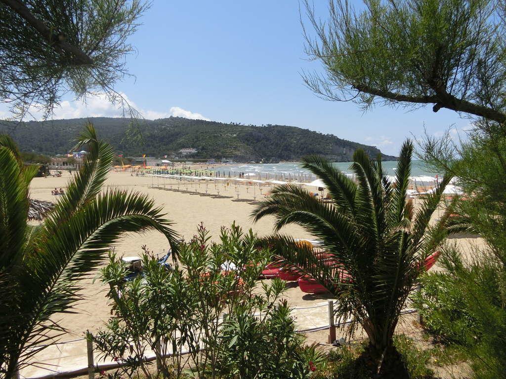 Blu Marine Casa A 10Mt Dalla Spiaggia ペスキチ エクステリア 写真