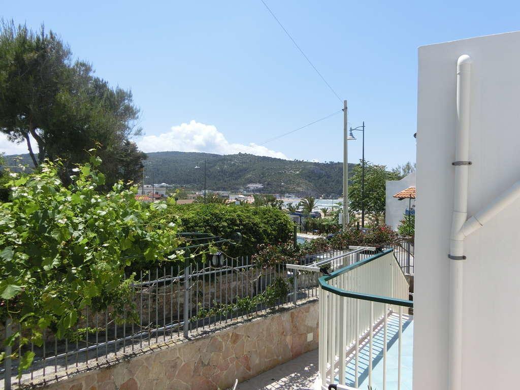 Blu Marine Casa A 10Mt Dalla Spiaggia ペスキチ エクステリア 写真